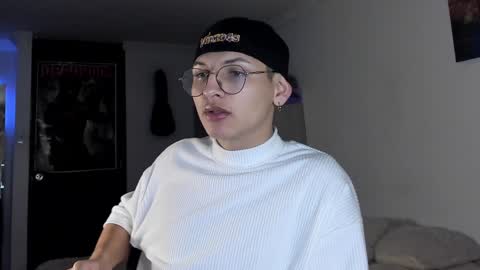 alejo online show from December 2024 08:18:01 AM