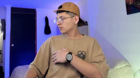 alejo online show from February 2025 01:56:01 AM