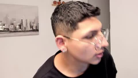 alejo online show from March 2025 04:34:02 AM