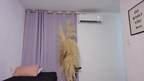 Snapshot of aa_xel chatting on October 2025 02:50:02 AM Axel online show from October 2025 02:50:02 AM