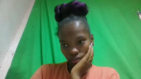 aadienne online show from May 2026 02:45:01 PM