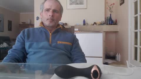 Aalex1717 online show from March 2025 10:55:01 AM