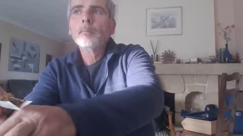 Aalex1717 online show from November 2025 03:11:01 PM