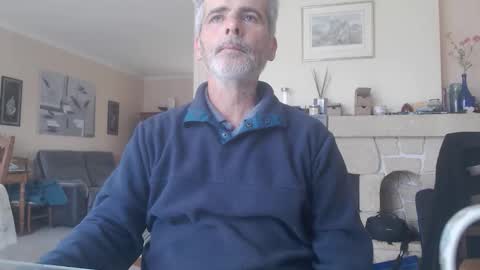 Aalex1717 online show from May 2026 08:23:01 AM