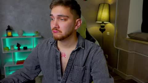 Alex online show from December 2024 06:19:02 AM