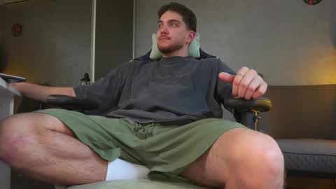 Alex online show from October 2025 07:28:02 AM