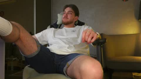 Alex online show from October 2025 08:33:02 PM