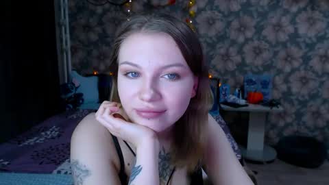 Snapshot of aalicebubble chatting on October 2025 04:18:01 PM Alice online show from October 2025 04:18:01 PM