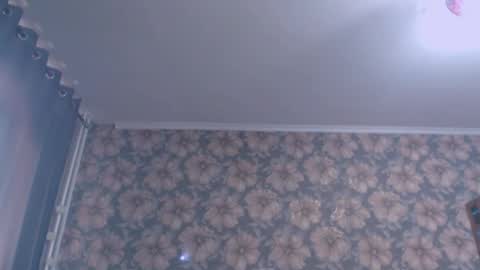 Snapshot of aalicebubble chatting on March 2026 04:51:02 AM Alice online show from March 2026 04:51:02 AM