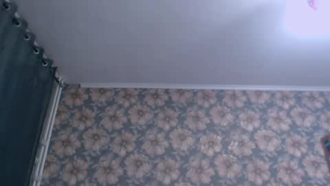 Snapshot of aalicebubble chatting on April 2026 03:46:02 PM Alice online show from April 2026 03:46:02 PM