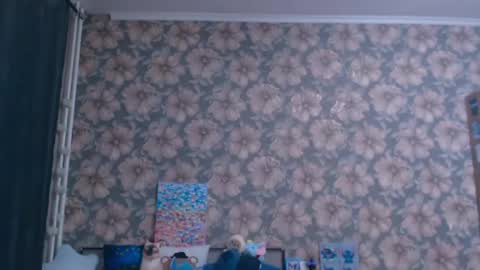 Snapshot of aalicebubble chatting on April 2026 06:12:01 PM Alice online show from April 2026 06:12:01 PM