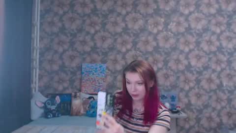 Snapshot of aalicebubble chatting on April 2026 01:59:01 PM Alice online show from April 2026 01:59:01 PM