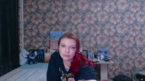 Snapshot of aalicebubble chatting on April 2026 10:05:01 PM Alice online show from April 2026 10:05:01 PM