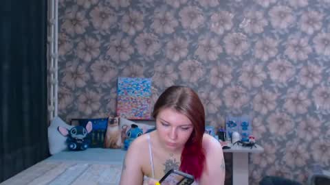 Snapshot of aalicebubble chatting on May 2026 08:02:02 PM Alice online show from May 2026 08:02:02 PM