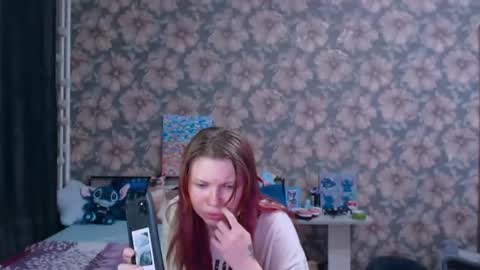 Snapshot of aalicebubble chatting on June 2026 07:38:02 PM Alice online show from June 2026 07:38:02 PM
