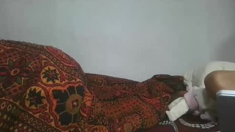 aangevelo online show from November 2025 10:48:01 AM