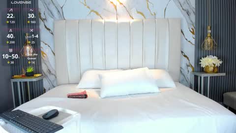 A R I A L  online show from November 2025 05:24:01 PM