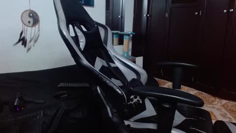 Snapshot of aarman_bannana chatting on January 2025 10:13:02 PM aarman online show from January 2025 10:13:02 PM