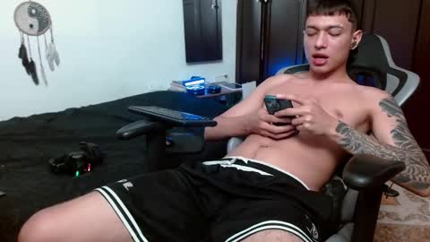 Snapshot of aarman_bannana chatting on November 2025 03:51:01 AM aarman online show from November 2025 03:51:01 AM