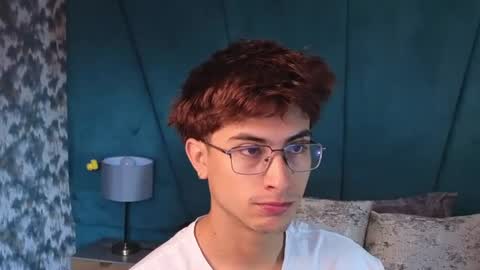 Aaron Ezequiel online show from June 2026 01:12:01 PM