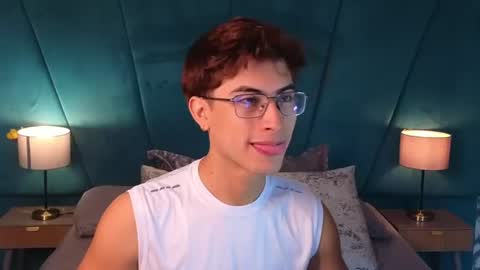 Aaron Ezequiel online show from July 2026 01:39:02 PM