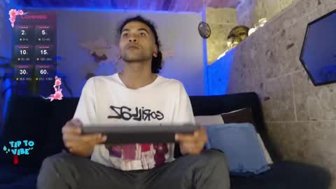 Snapshot of aaron_jassell1 chatting on December 2024 06:28:02 PM Aaron and Jassell online show from December 2024 06:28:02 PM