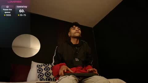 Snapshot of aaron_jassell1 chatting on October 2025 07:46:02 PM Aaron and Jassell online show from October 2025 07:46:02 PM