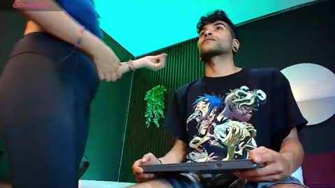 Snapshot of aaron_jassell1 chatting on October 2025 01:17:02 AM Aaron and Jassell online show from October 2025 01:17:02 AM