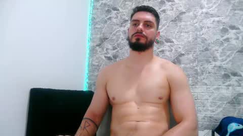 Aaron kwok online show from February 2025 11:09:02 PM