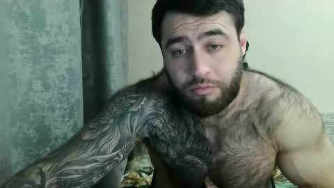 Snapshot of aaron_royal chatting on April 2026 05:40:02 PM Davin tayl online show from April 2026 05:40:02 PM