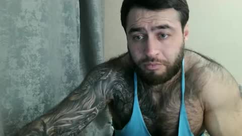 Snapshot of aaron_royal chatting on April 2026 04:12:02 PM Davin tayl online show from April 2026 04:12:02 PM