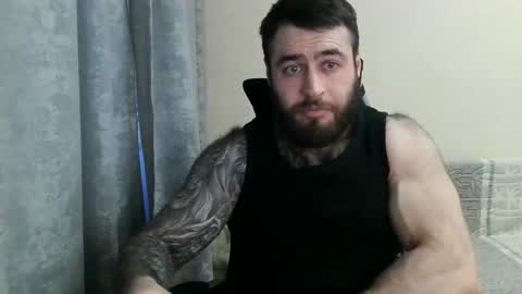 Snapshot of aaron_royal chatting on May 2026 04:11:01 PM Davin tayl online show from May 2026 04:11:01 PM