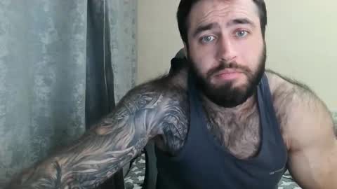Snapshot of aaron_royal chatting on May 2026 04:02:02 PM Davin tayl online show from May 2026 04:02:02 PM