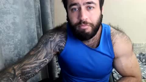 Snapshot of aaron_royal chatting on June 2026 03:33:01 AM Davin tayl online show from June 2026 03:33:01 AM