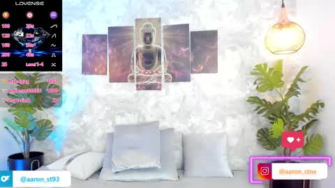 Snapshot of aaron_st chatting on February 2025 01:44:02 PM Aaron online show from February 2025 01:44:02 PM