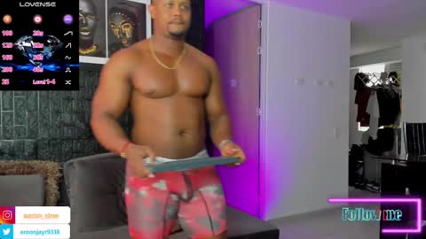 Snapshot of aaron_st chatting on March 2025 08:32:01 PM Aaron online show from March 2025 08:32:01 PM