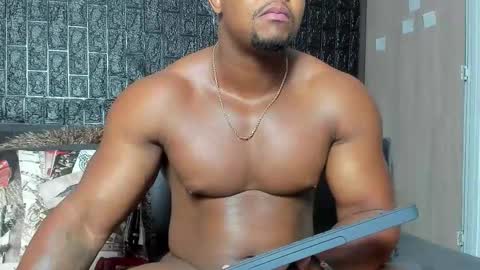 Snapshot of aaron_st chatting on September 2025 10:40:02 AM Aaron online show from September 2025 10:40:02 AM