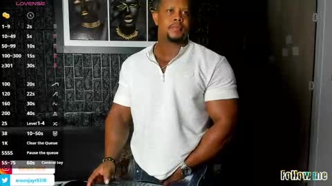 Snapshot of aaron_st chatting on September 2025 08:52:02 AM Aaron online show from September 2025 08:52:02 AM