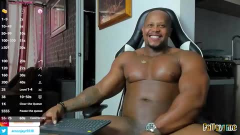 Snapshot of aaron_st chatting on October 2025 10:03:02 PM Aaron online show from October 2025 10:03:02 PM