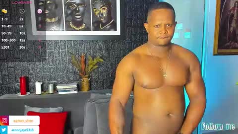 Aaron online show from March 2026 03:33:01 AM