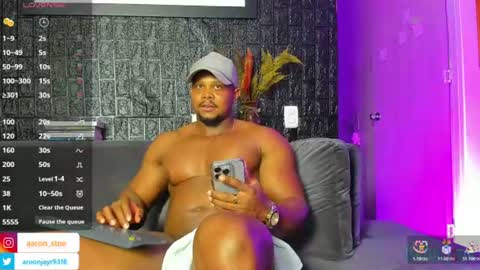 Aaron online show from June 2026 04:10:01 AM