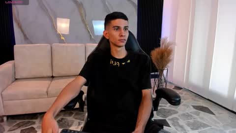 Aaron online show from March 2026 08:37:02 PM