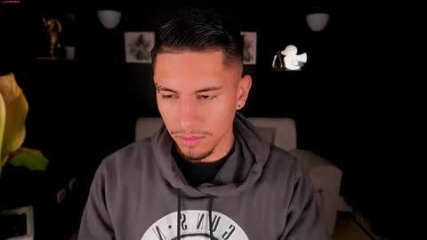 AARON  online show from September 2025 12:05:02 PM