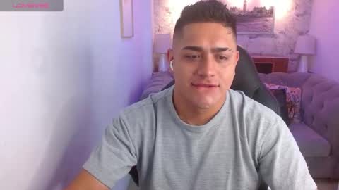 Aaron online show from September 2025 12:08:02 PM