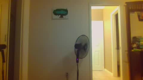 aaronprezent online show from October 2025 07:50:02 AM