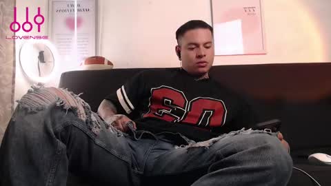 aaronsmith2_ online show from December 2024 10:11:02 PM