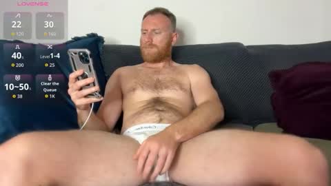 Scrufffypup online show from September 2025 01:00:01 PM