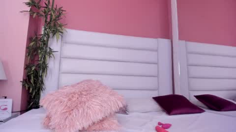 Snapshot of abbey_walker chatting on January 2025 08:07:02 AM abbey_walker online show from January 2025 08:07:02 AM