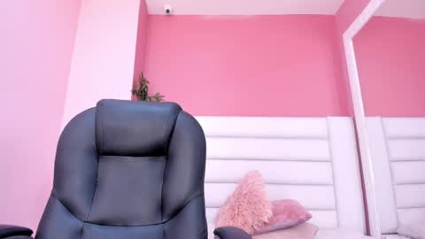 Snapshot of abbey_walker chatting on February 2025 11:55:02 AM abbey_walker online show from February 2025 11:55:02 AM