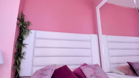 Snapshot of abbey_walker chatting on February 2025 01:41:01 AM abbey_walker online show from February 2025 01:41:01 AM